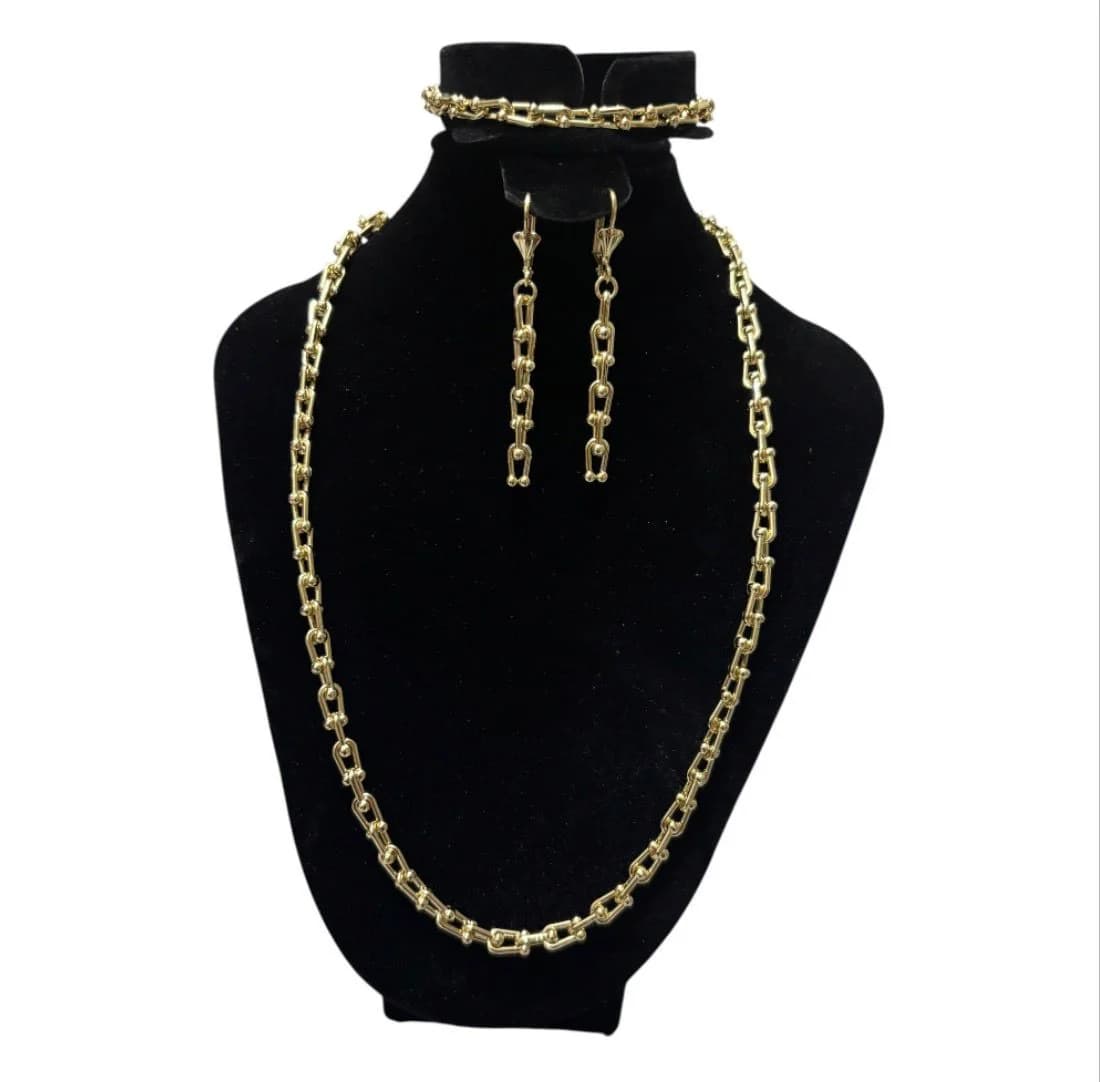 Bijuteriya dəsti boyunbağı, qolbaq və sırğa VGS-001