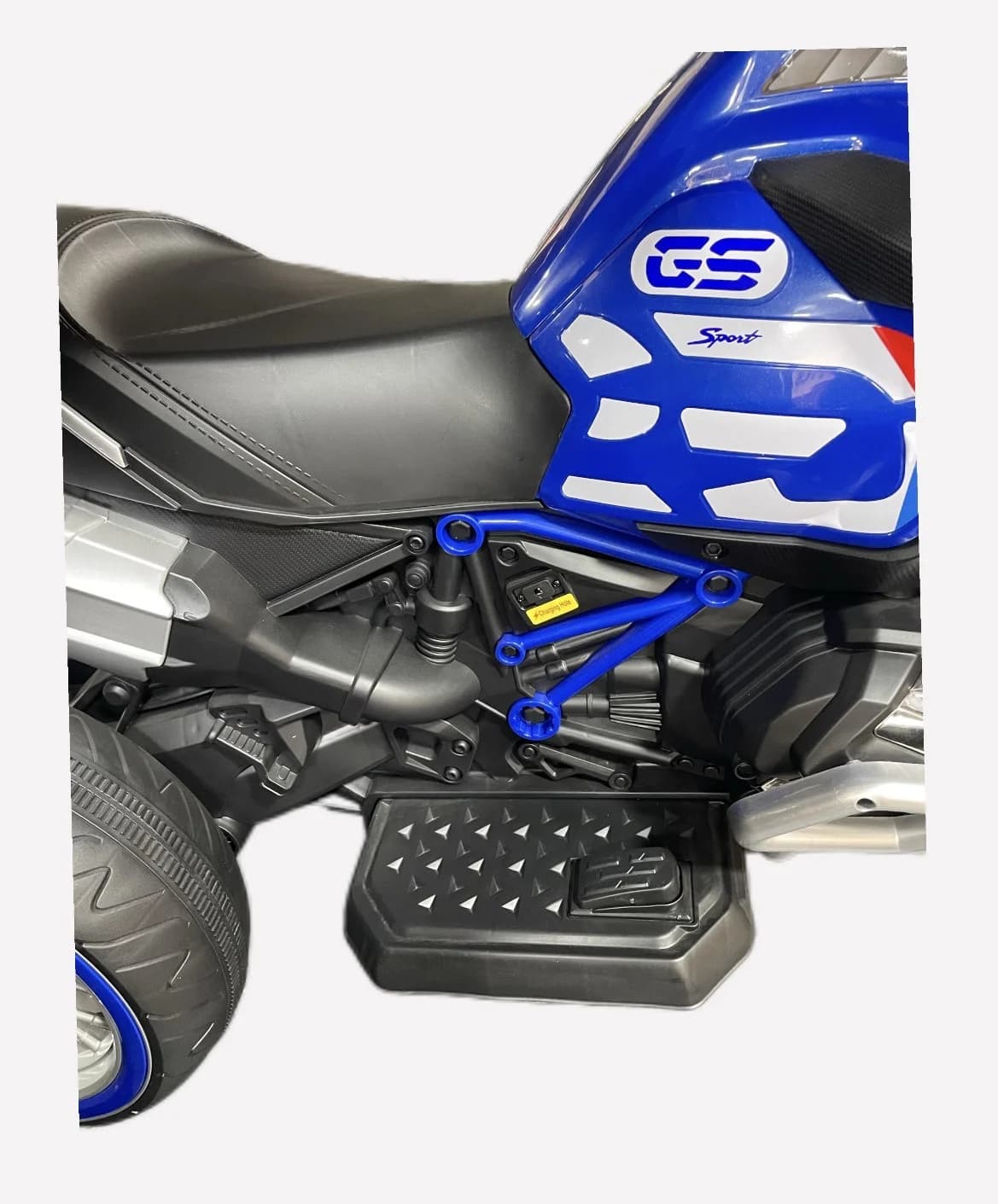 Uşaqlar üçün üçtəkərli elektrikli motosiklet BMW GS , 3+ — изображение 5