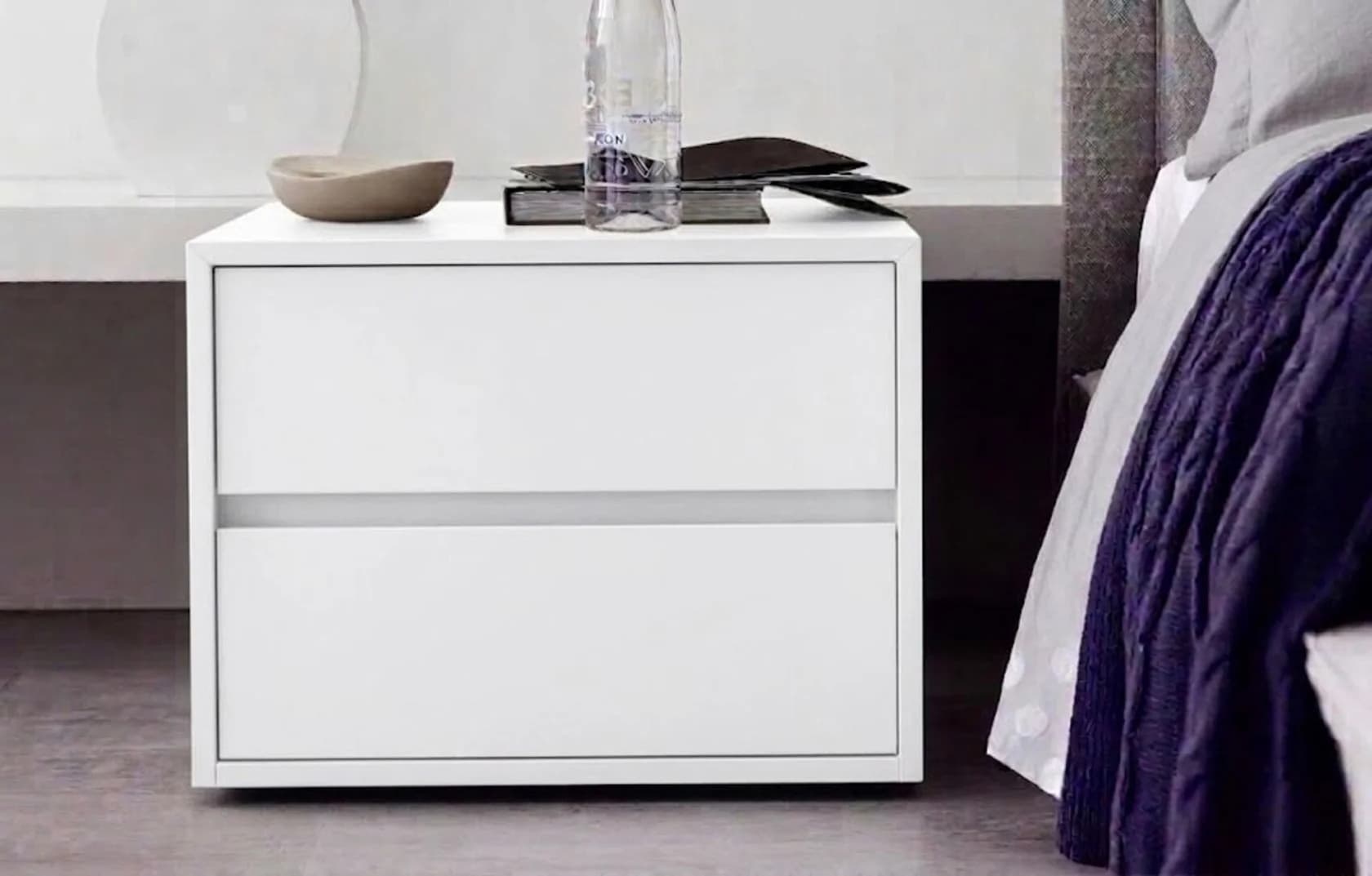 Çarpayıyanı tumba MB 6, laminat, ağ, 38x45x40 sm