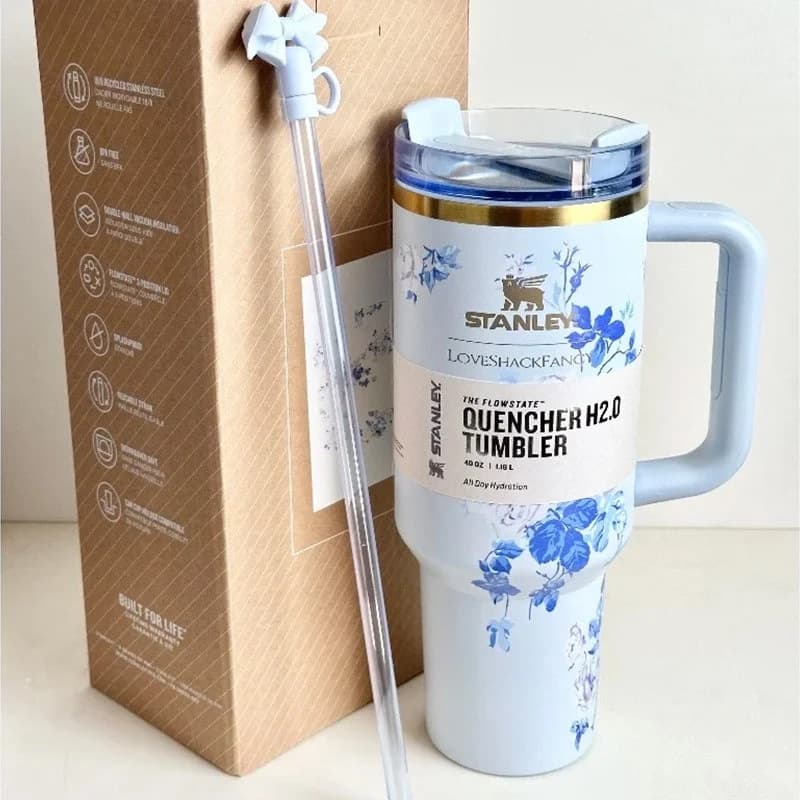 Termo fincan Stanley Quencher H2.0 Tumbler LoveShackFancy, mavi, 1180 ml