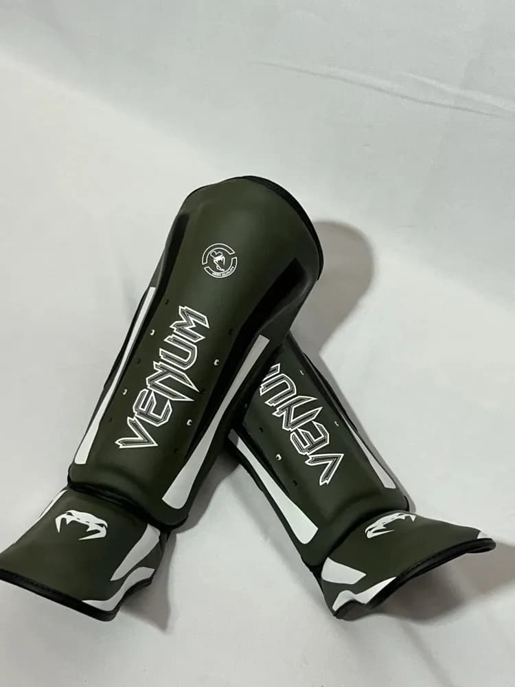 Kikboks üçün futlar Venum xaki L — image 2