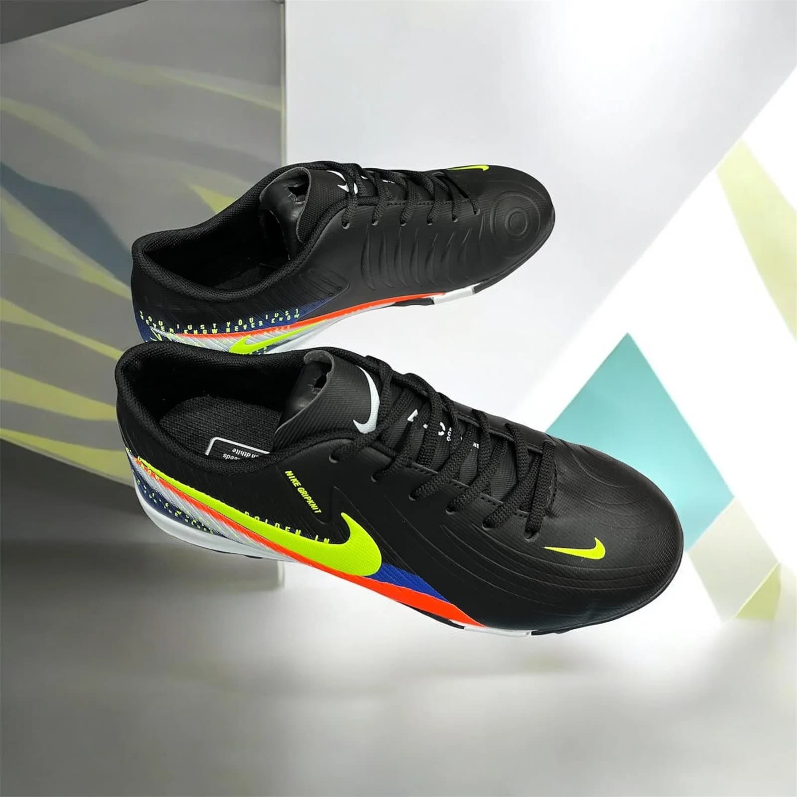 Futbol butsu, Fiberskin Sprintgrid, 36, Qara