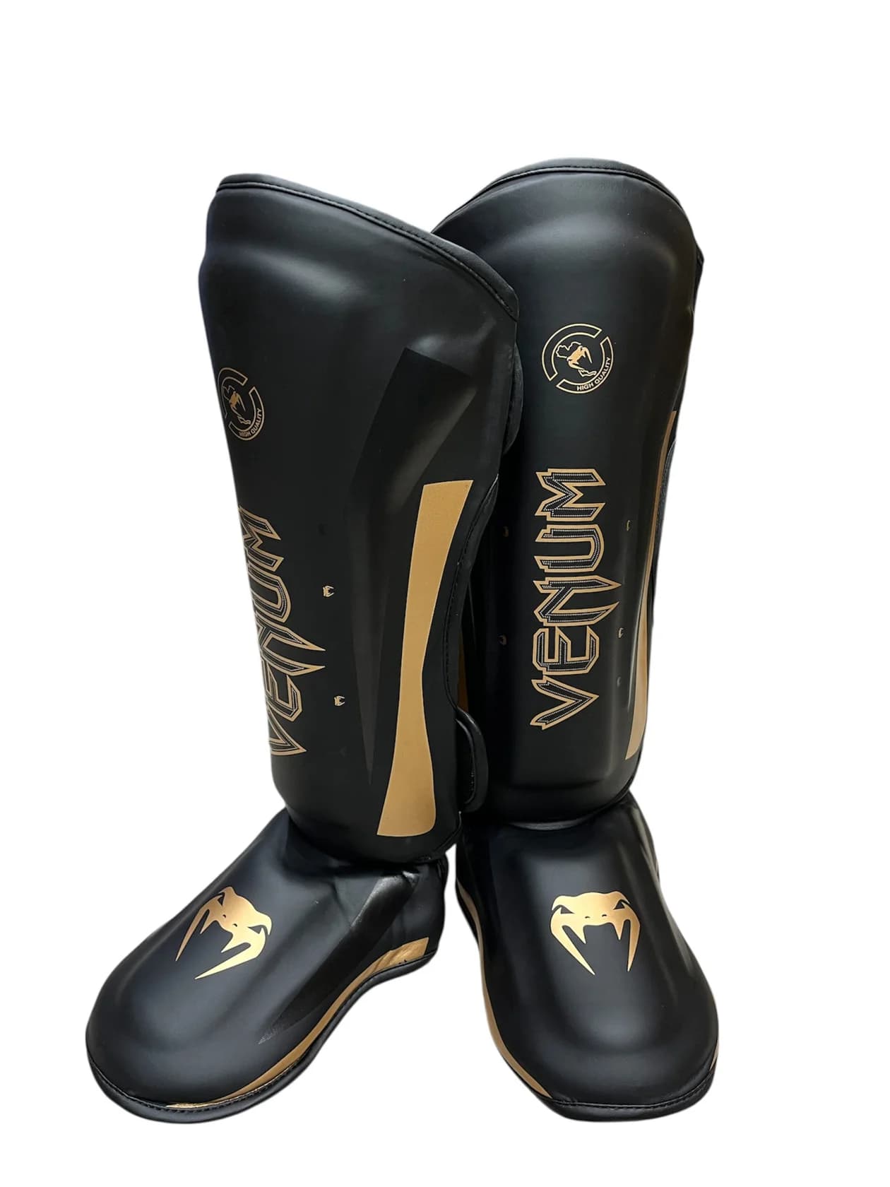 Kikboks üçün futlar Venum qara-qızılı M — image 3