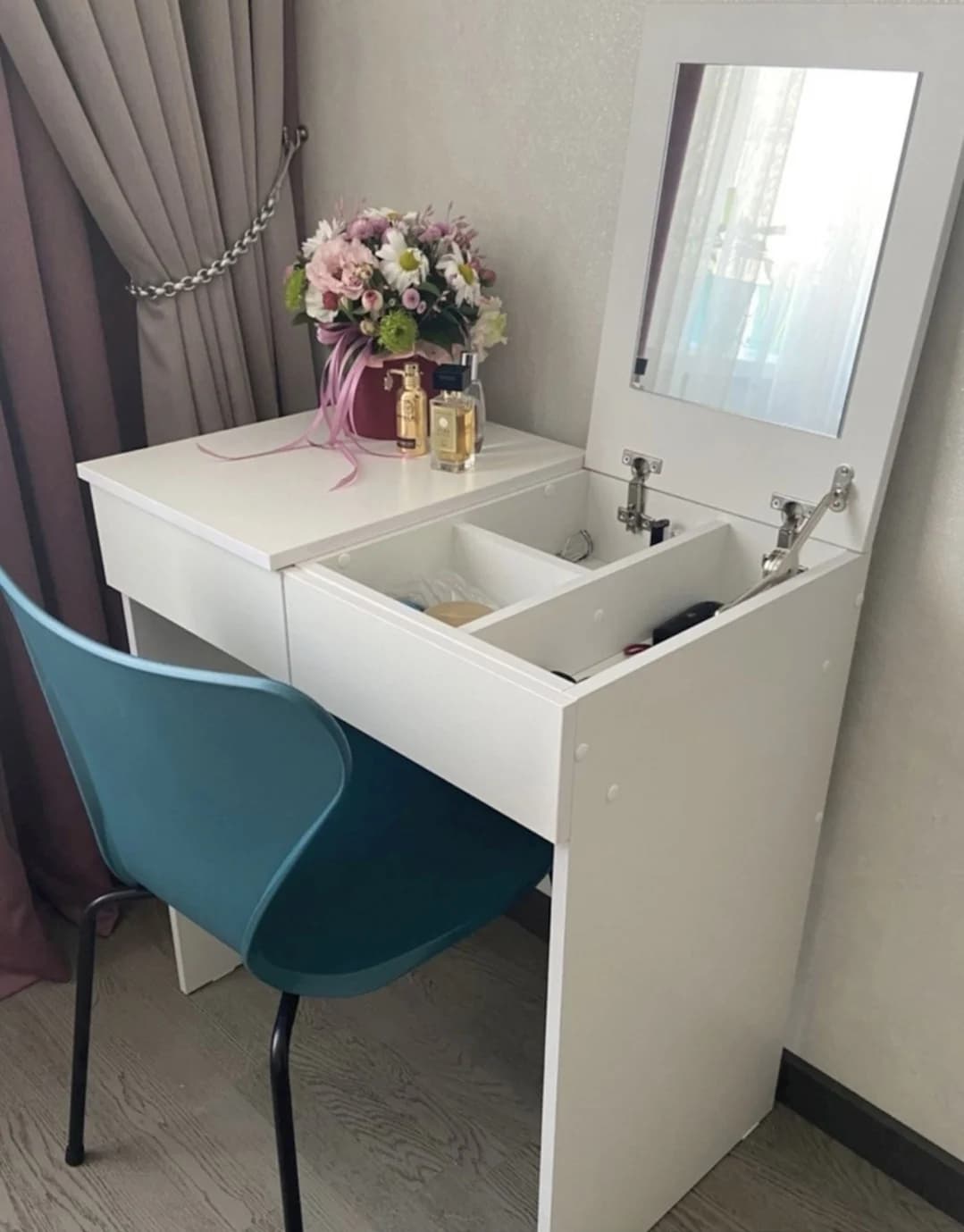 Makiyaj masası SO0022, laminat, 77x70x45 sm, ağ